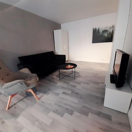 Apartament Superjednostka คาโตวีตเซ ภายนอก รูปภาพ